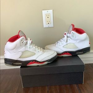 Jordan 5 Retro Fire Red